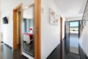 Comfort Double or Twin Room, Garden View | In-room safe, desk, blackout drapes, iron/ironing board - Sunfield Guest House - Only adults (Albufeira)