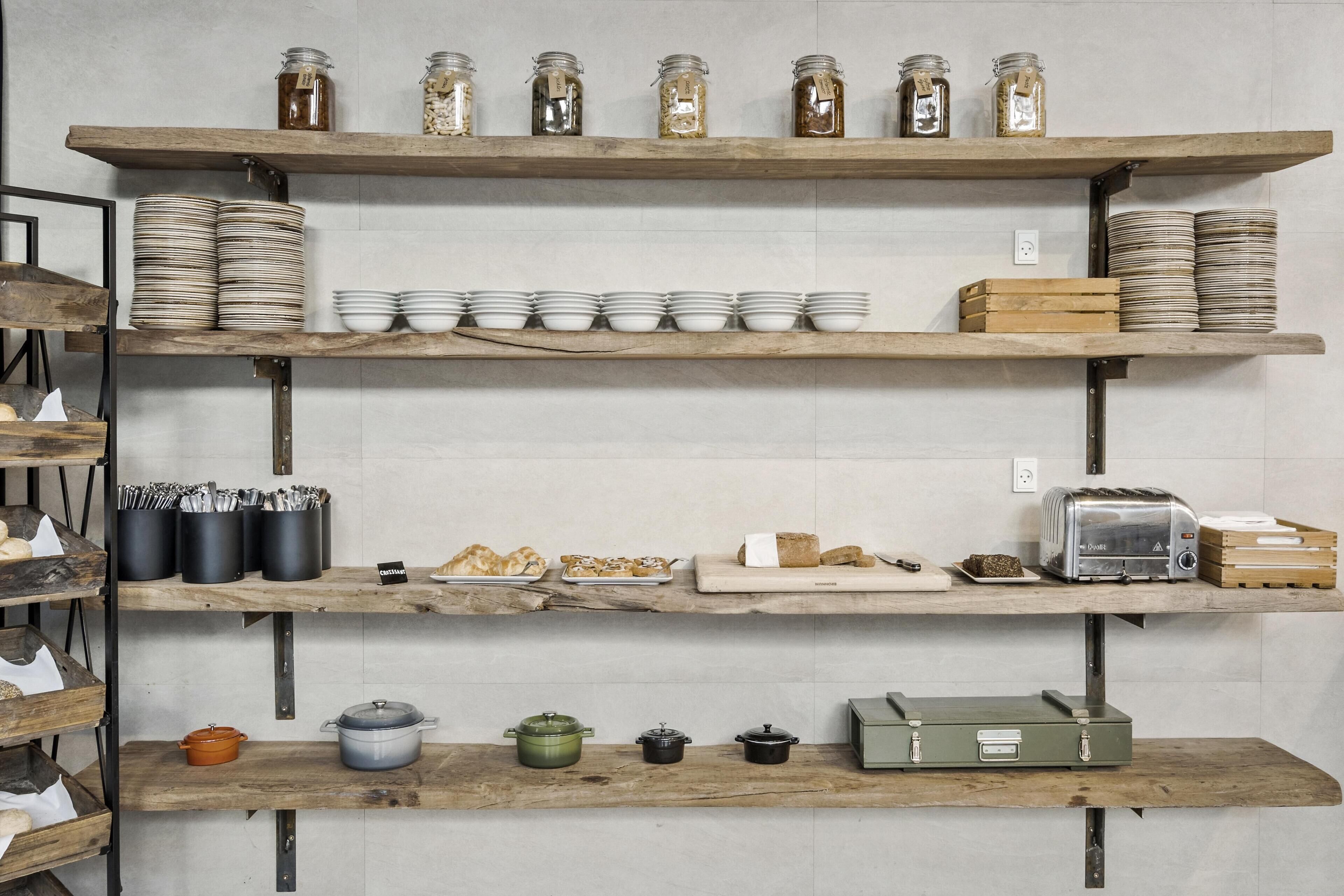 Café da manhã com buffet todos os dias mediante uma taxa