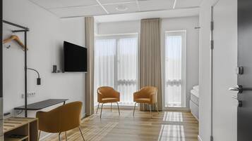 Chambre Standard, 1 lit double, accessible aux personnes à mobilité réduite, non-fumeur