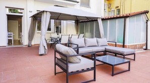 Habitación Deluxe | Caja de seguridad en la habitación, escritorio y wifi gratis 