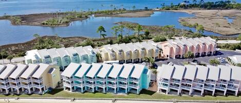 المنشأة من الخارج