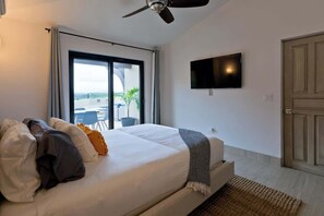 2 chambres, bureau, fer et planche à repasser, accès au Wi-Fi (inclus)