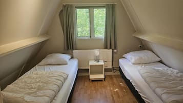 Chalet | 2 bedrooms, bed sheets