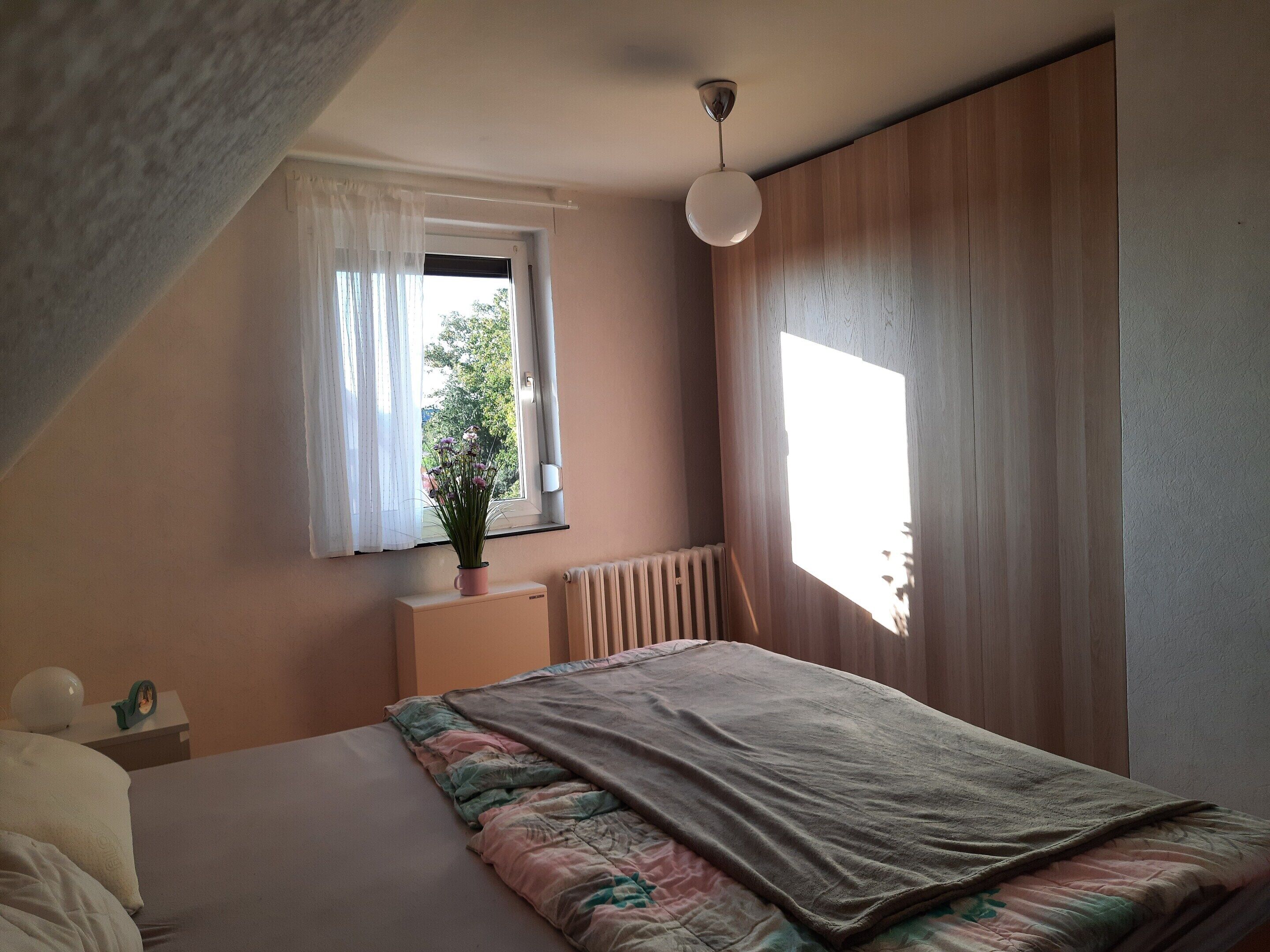 Nhà | 3 phòng ngủ, trang bị nội thất với thiết kế riêng biệt, bộ trải giường 