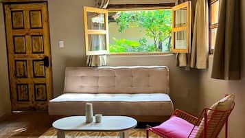 Deluxe Quadruple Room, Courtyard View