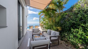 Terrace/patio - Moonlight Villa by LovelyStay (Estreito da Calheta)