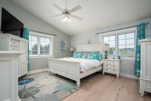 6 bedrooms, WiFi, bed sheets