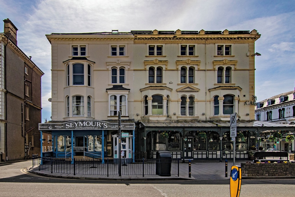 Montague House - Bangor, UK