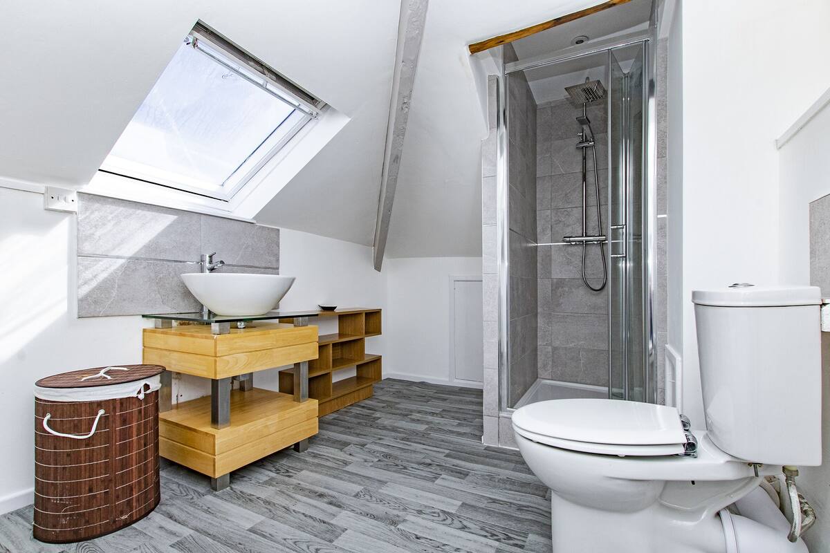 Panoramic Apartment, Ensuite, Mountain View | Bathroom