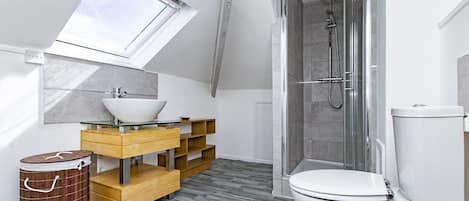 Appartement Panoramique, salle de bains attenante, vue montagne | Salle de bain