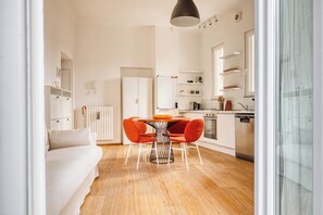 TV - [Fiamma20] apt Porta Venezia / Risorgimento (Milan)