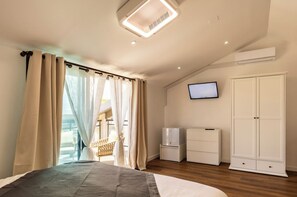 2 室のベッドルーム、WiFi (無料)、ベッドシーツ
