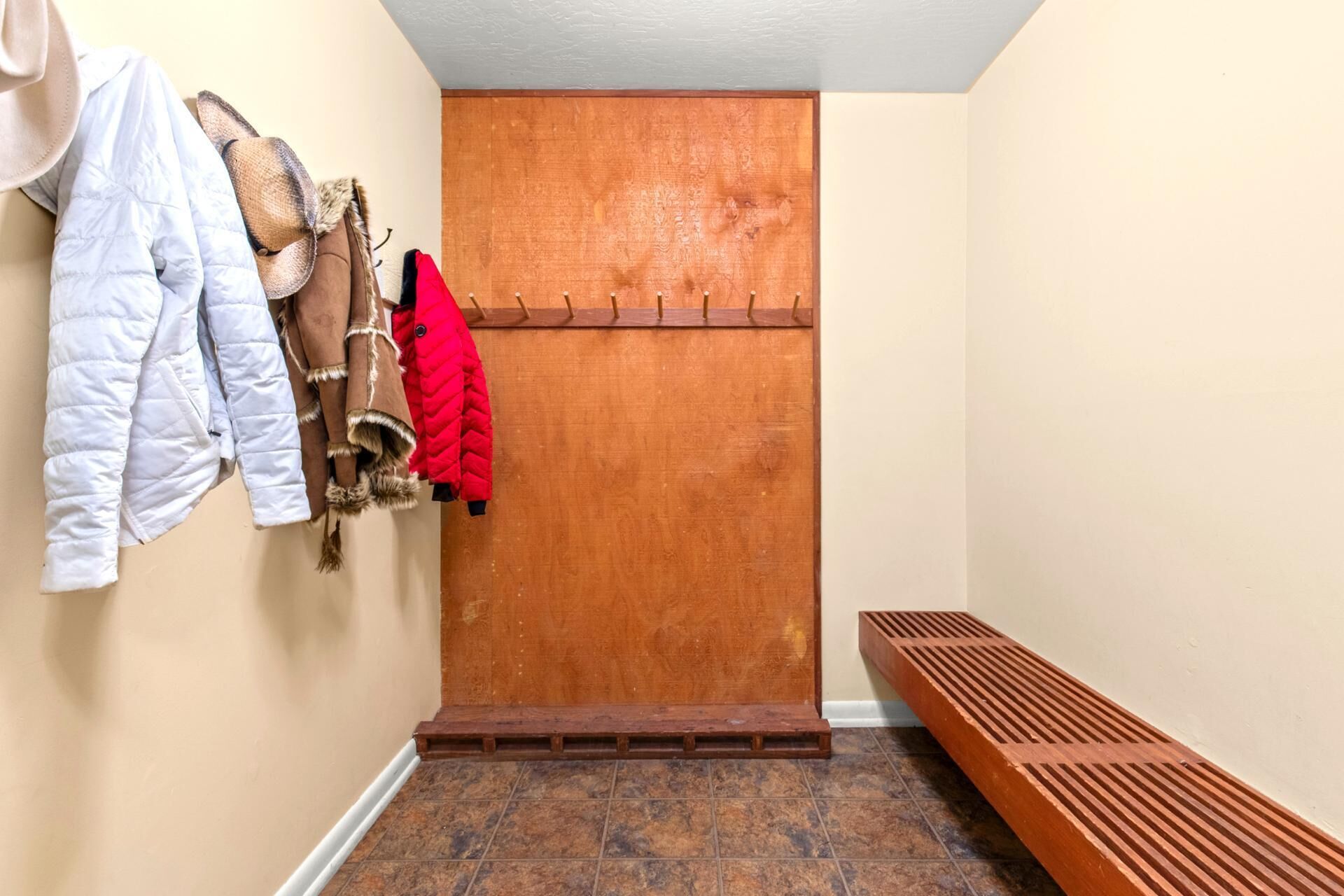 Studio (3 Bedrooms) | 3 bedrooms, laptop workspace, iron/ironing board, bed sheets