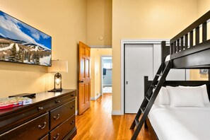 Townhome, 3 Bedrooms (Hot Tub, Ground Floor, (CCT-2180)) - Private 3-Bedroom Townhome w/ Hot Tub | CCT-2180 by KBM (Park City)
