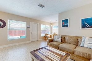 Smart TV - Modern Coastal Duplex w/ Heated Pool – Steps to Flagler Ave (New Smyrna Beach)
