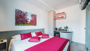 Comfort Double Room | In-room safe, blackout drapes, soundproofing, free WiFi