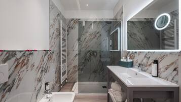 Comfort Double Room, City View | Bathroom | Free toiletries, hair dryer, slippers, towels