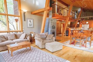 TV, fireplace, offices