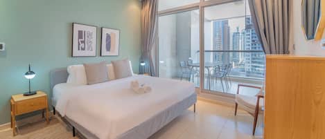 Ferros/tábuas de passar roupa, Wi-Fi, roupa de cama