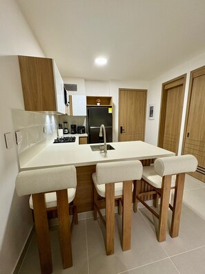Private kitchen - Maravilloso apto en Baía Kristal
Diego Alex - KABO 4 APTO 1- O (Cartagena de Indias)