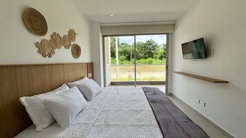 Strygejern/strygebræt, Wi-Fi, sengetøj