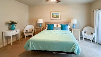 House, Multiple Beds, Hot Tub (Lake Buchanan Grand Retreat) | 10 bedrooms, individually decorated, individually furnished