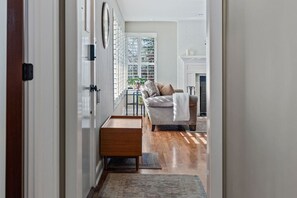 Interior - Cozy Mid-Century Home Near Everything (Salt Lake City)