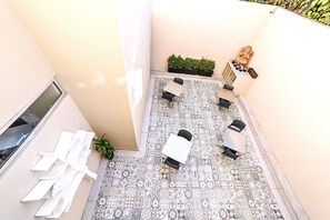 Egyptian cotton sheets, premium bedding, minibar, in-room safe - Arbol suite  (Tijuana)