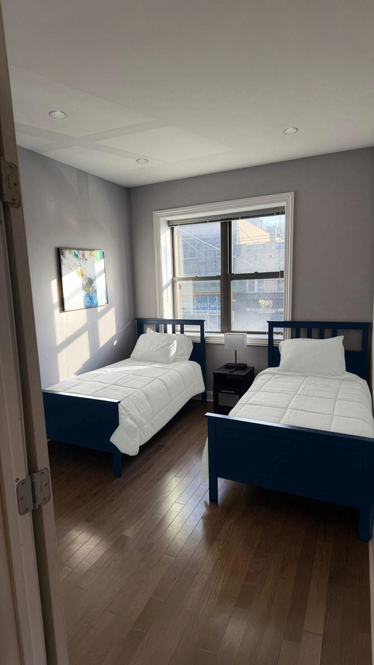 Iron/ironing board, free WiFi, bed sheets