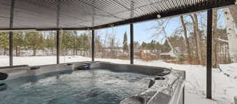 Spa & Lake Access | Cozy Lakeside Getaway