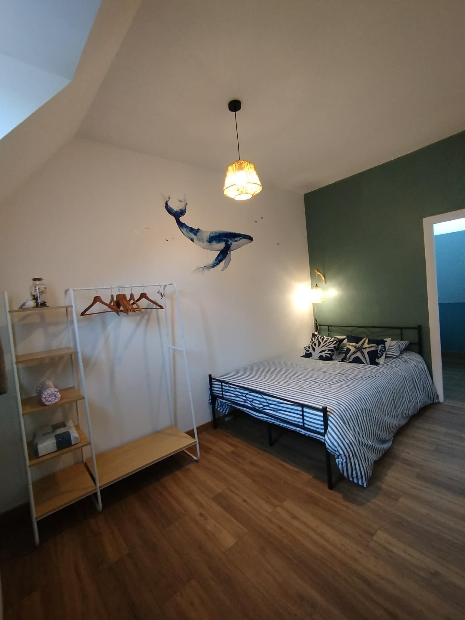 Fer et planche à repasser, Wi-Fi, draps fournis