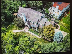 Exterior - FIFA World Cup LUXURY 4 bedroom home in Kansas City, Country Club Plaza Area (Kansas City)