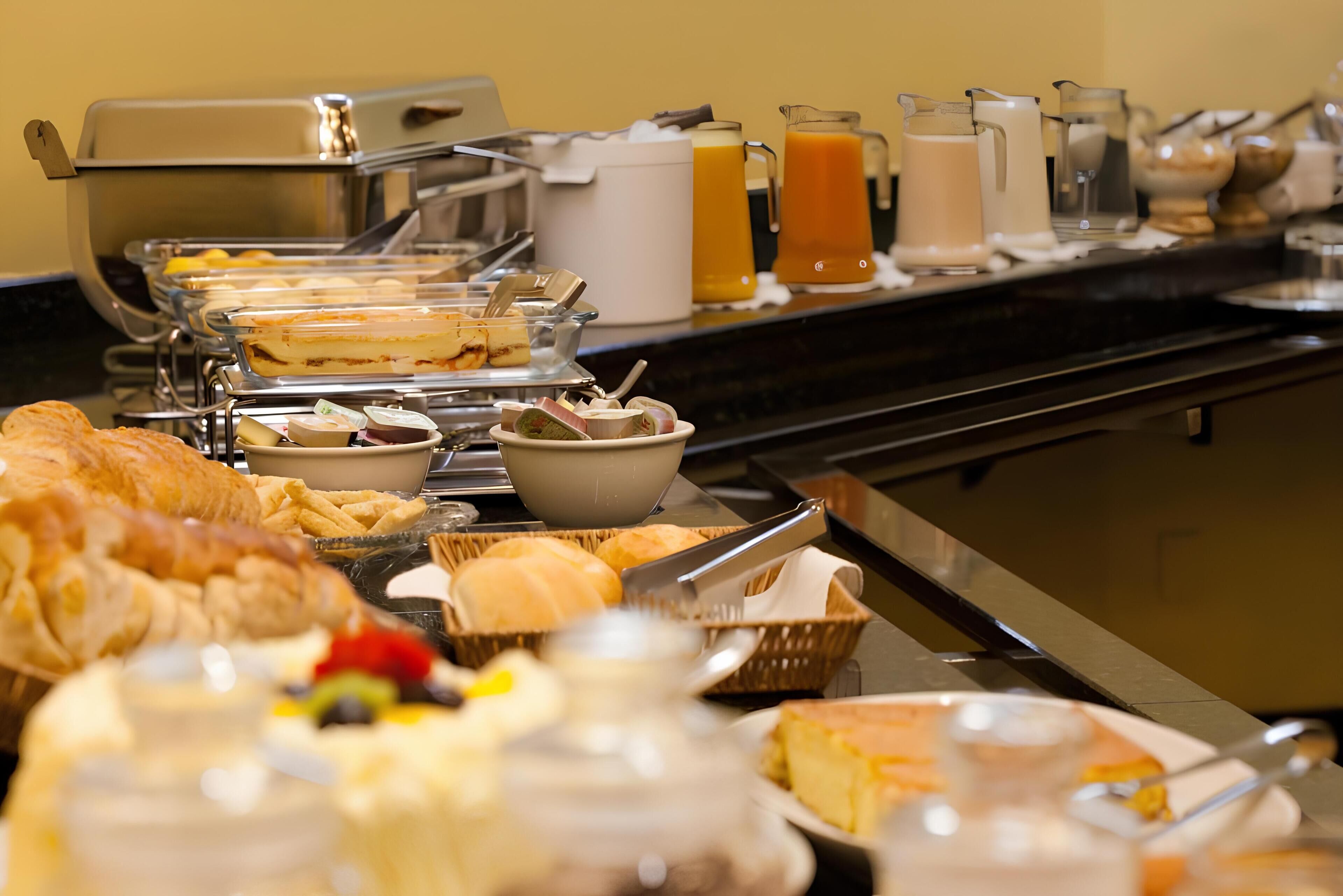 Sudah termasuk sarapan ala kontinental setiap hari