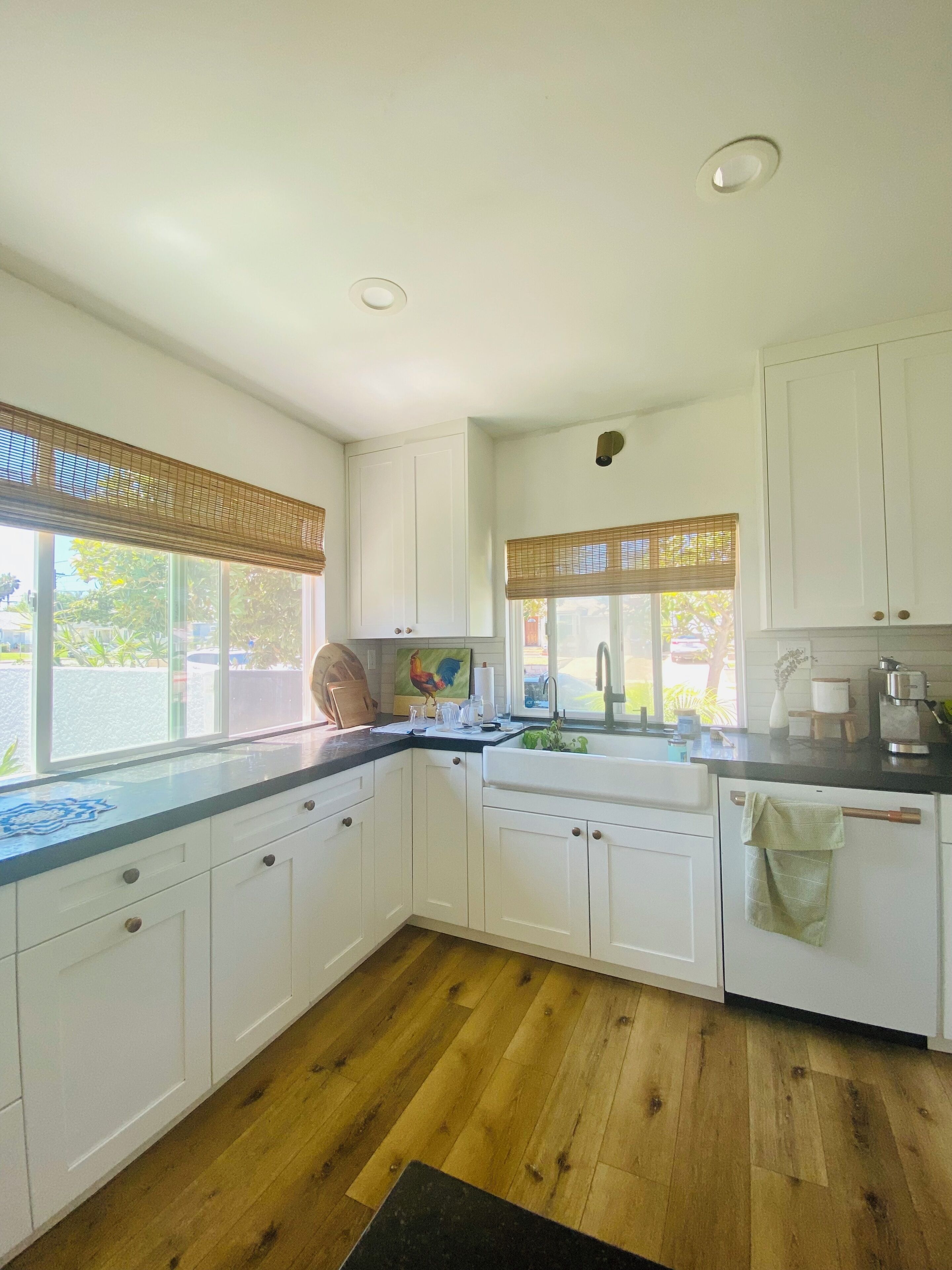 Horno, placa de cocina y lavavajillas