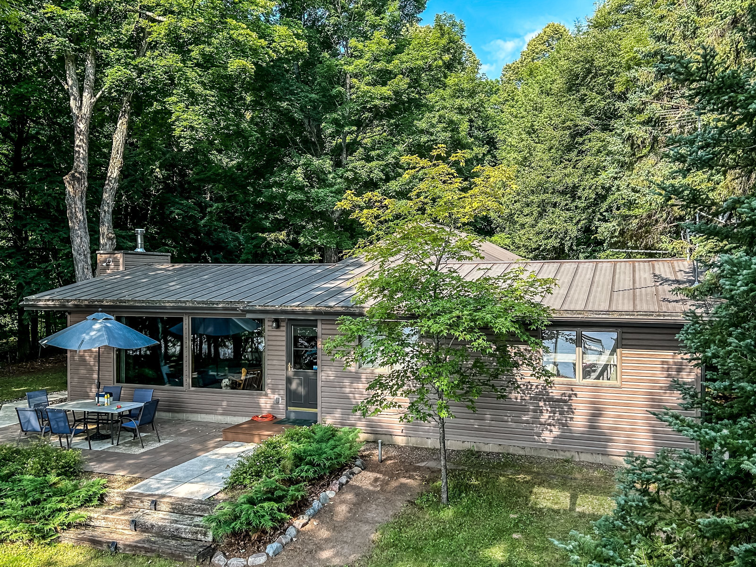 المنشأة من الخارج