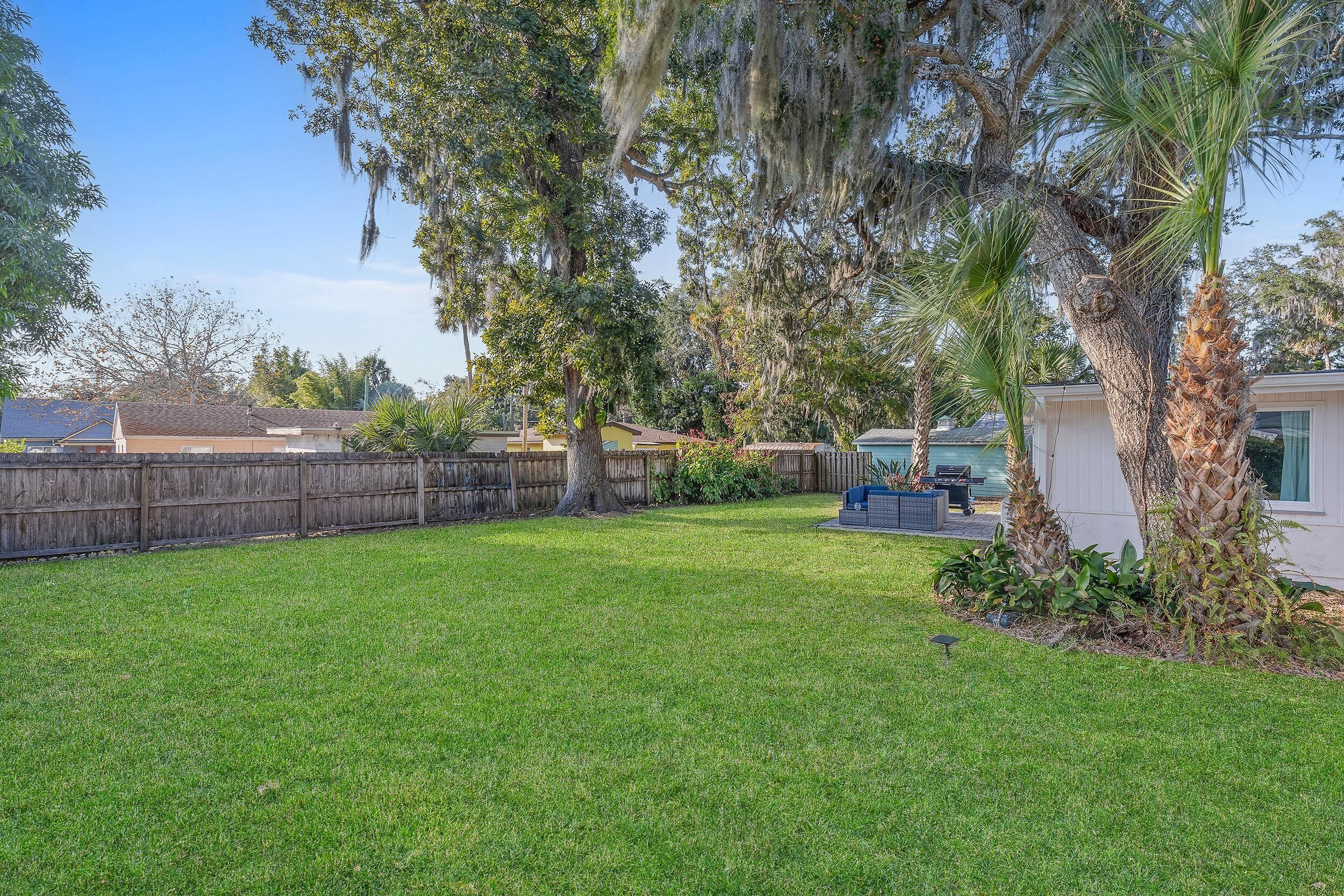 House, Multiple Beds (Happy Ours) | Property grounds