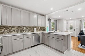 House, Multiple Beds (Happy Ours) | Private kitchen - Happy Ours (New Smyrna Beach)