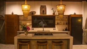 Coffee/tea maker, fridge, microwave, toaster - VILLA SHAKTI - private pool villa - enchanted at prime Bingin location (Kabupaten Badung)