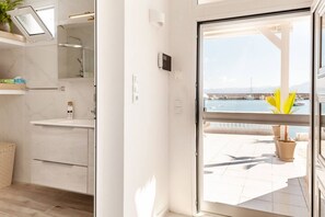 Interior - Aqua Vero seaside residence (Limenas Chersonisoy)