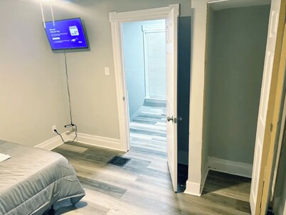 Welcoming 3-bedroom house in charming Trafford