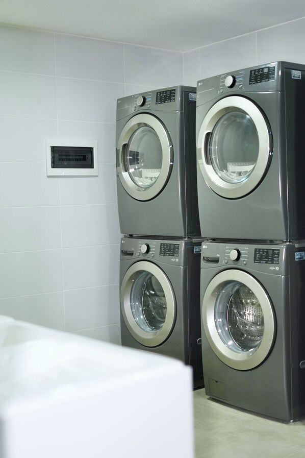 Laundry room - ADN Apartments and Studios (Quito)
