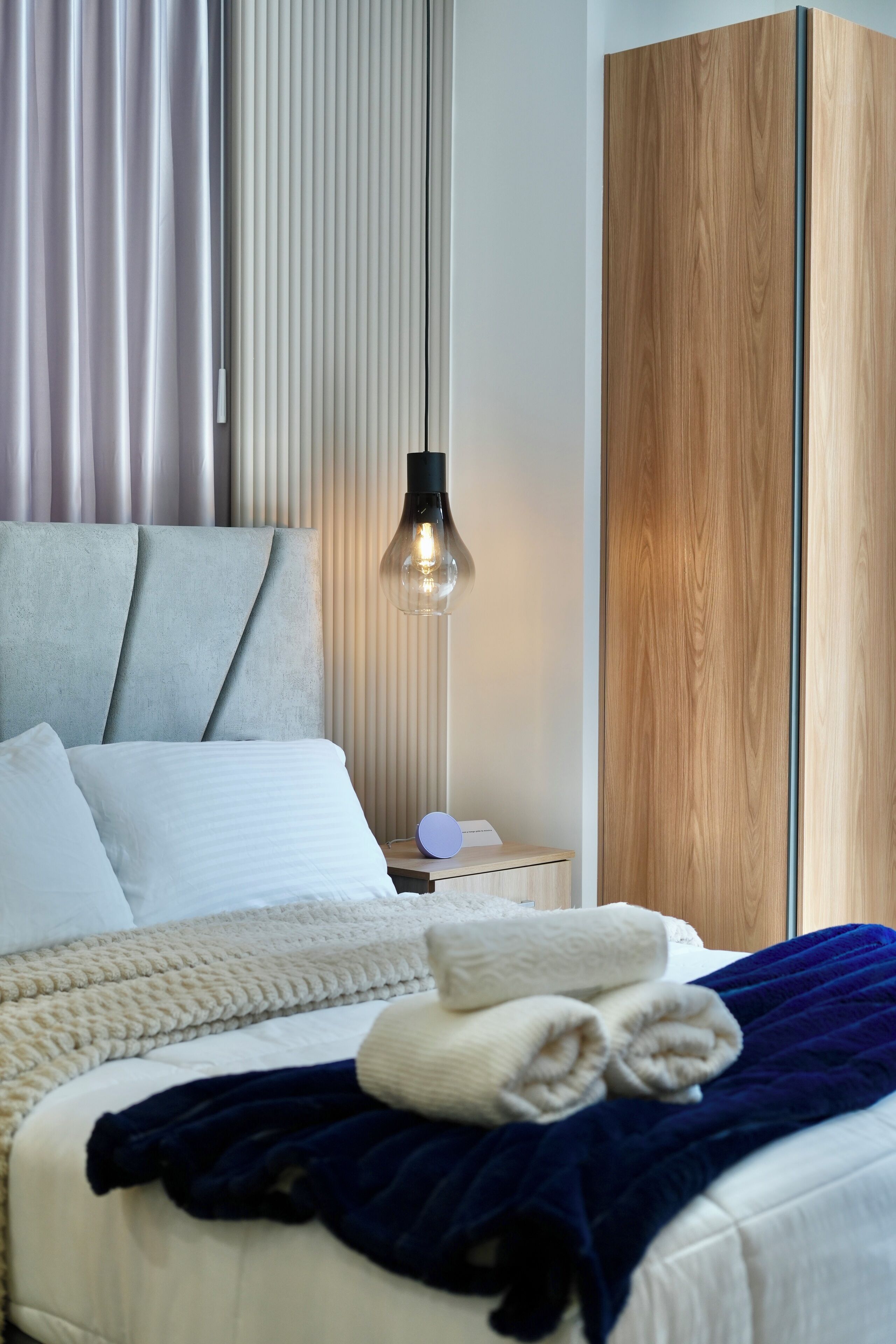 Deluxe Studio, Balcony, City View | Desk, laptop workspace, blackout drapes, iron/ironing board