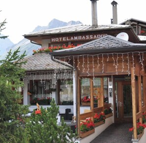 Façana frontal de l'allotjament