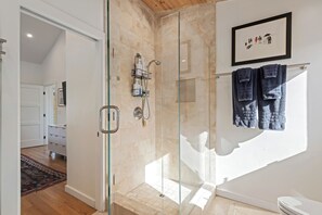 Hair dryer, towels, soap, toilet paper - Modern Retreat with Vaulted Wood Ceilings & Private Outdoor Space (Carpinteria)