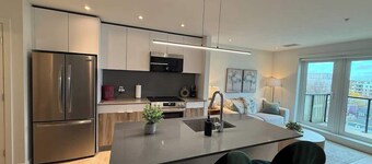 Bright spotless & modern 1 BR in North End Halifax