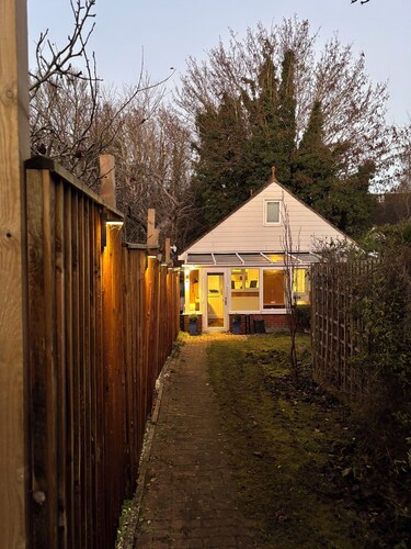 Cozy & Self Contained The Garden Annex 306