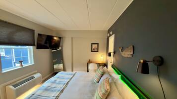 1 Schlafzimmer, Schreibtisch, Bügeleisen/Bügelbrett, Reisekinderbett