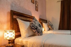 WiFi - 3 Bedroom Family friendly Apartment in the Heart of Fes el Bali (Fez)