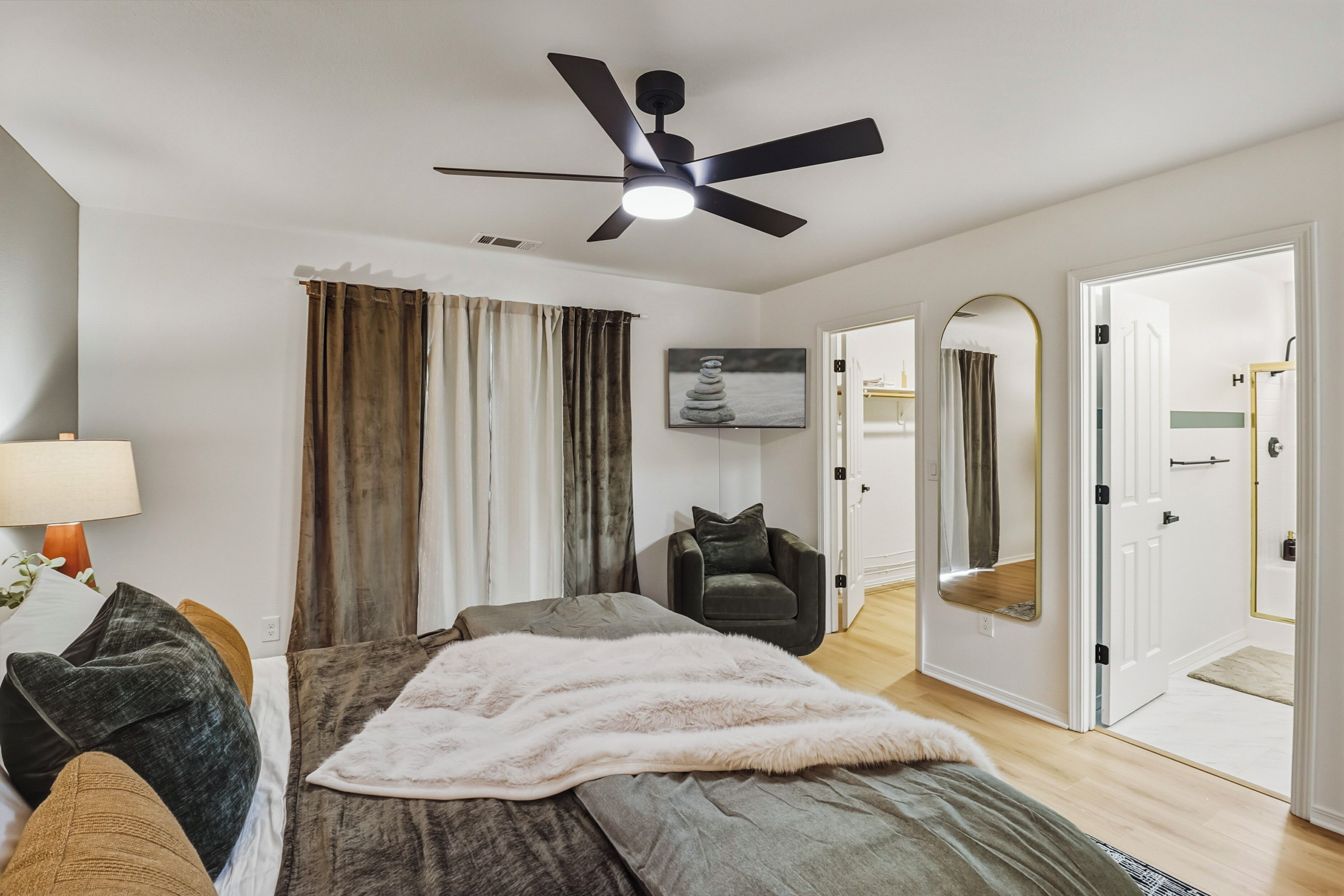 熨斗/熨衣板、WiFi、床单