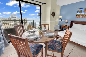 Dining - Bluewater Resort 1301 (Myrtle Beach)